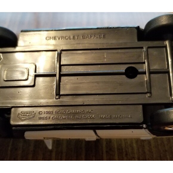 Oklahoma Highway Patrol Road Champs die cast police car 1:43 scale - Picture 11 of 11